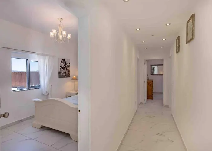 Casa Emella Luxury Вилла Албуфейра